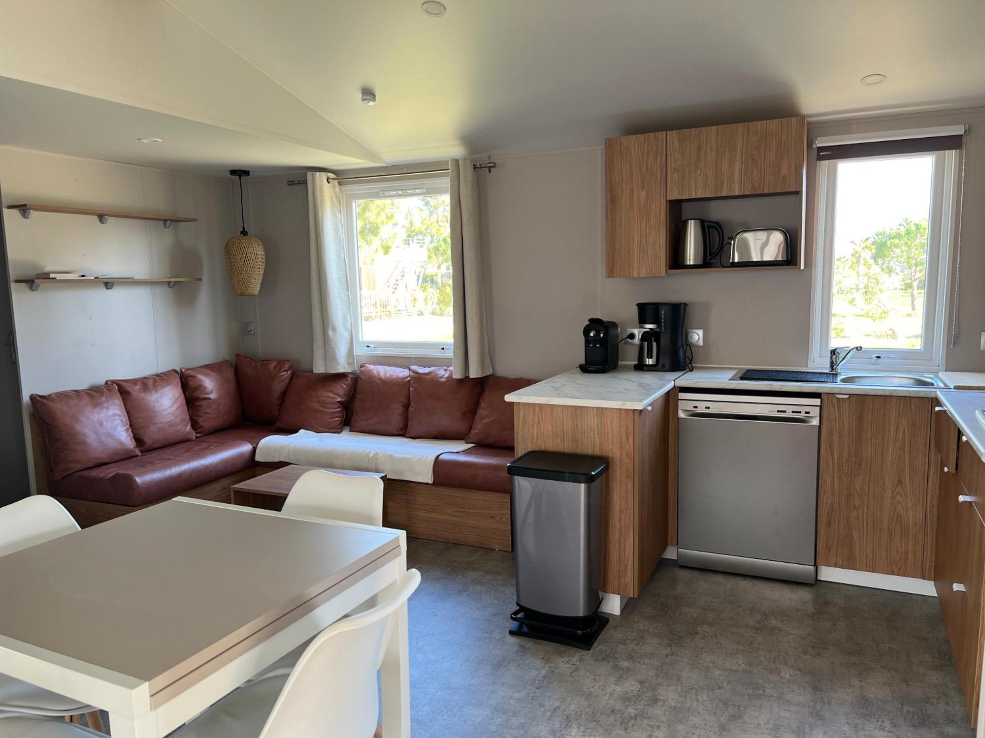 Mobil Home Neuf 6 P Climatise A Hyeres A 200 M De La Mer Dans Camping 4 Etoiles エクステリア 写真