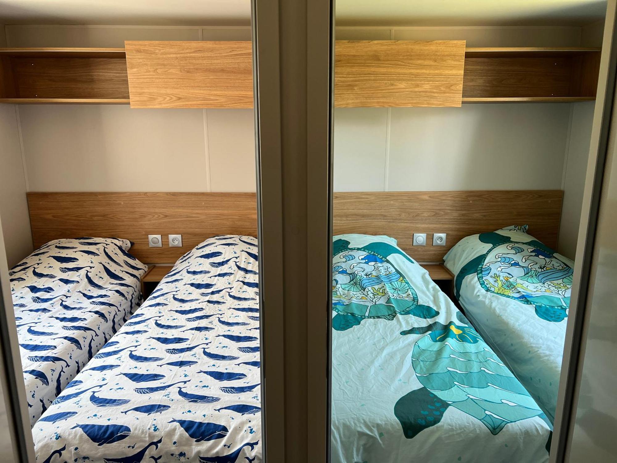 Mobil Home Neuf 6 P Climatise A Hyeres A 200 M De La Mer Dans Camping 4 Etoiles エクステリア 写真